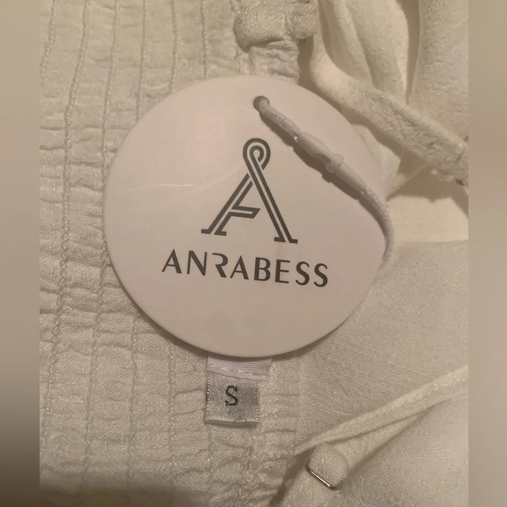 NWT One Shoulder white lined jumper size small New With Tags - Picture 10 of 11